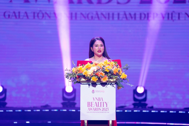 VNBA Beauty Awards 2025 - Đêm Gala tôn vinh vẻ đẹp Việt - Ảnh 2.