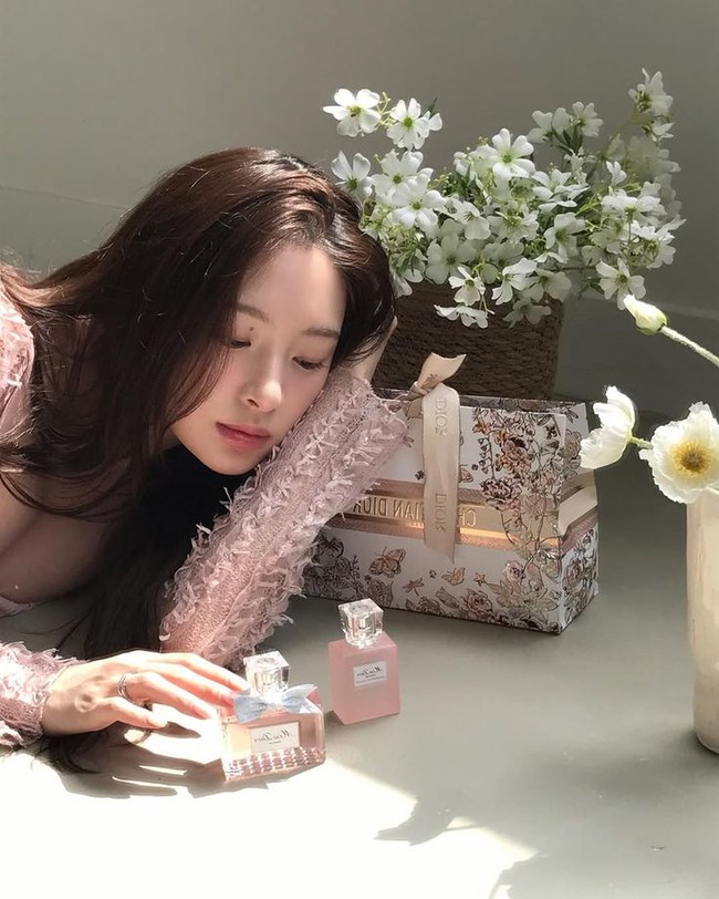 Top 5 quà tặng 20/10 tinh tế - đẹp sang mà phụ nữ nào cũng thích - Ảnh 11. Top 5 quà tặng 20/10 tinh tế - đẹp sang mà phụ nữ nào cũng thích - Ảnh 11.
