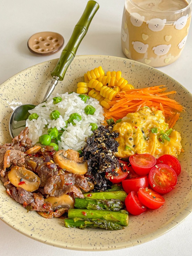Những ngày bận rộn tôi chỉ cần công thức này: Dễ nấu, ngon miệng, đủ chất mà không sợ béo - Ảnh 4. Những ngày bận rộn tôi chỉ cần công thức này: Dễ nấu, ngon miệng, đủ chất mà không sợ béo - Ảnh 4.