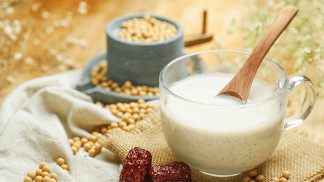 "Chất chống oxy hóa tự nhiên" nằm trong 5 món này: Phụ nữ sau tuổi 35 ăn mỗi tuần để da hồng hào, không còn vẻ già nua - Ảnh 4. "Chất chống oxy hóa tự nhiên" nằm trong 5 món này: Phụ nữ sau tuổi 35 ăn mỗi tuần để da hồng hào, không còn vẻ già nua - Ảnh 4.