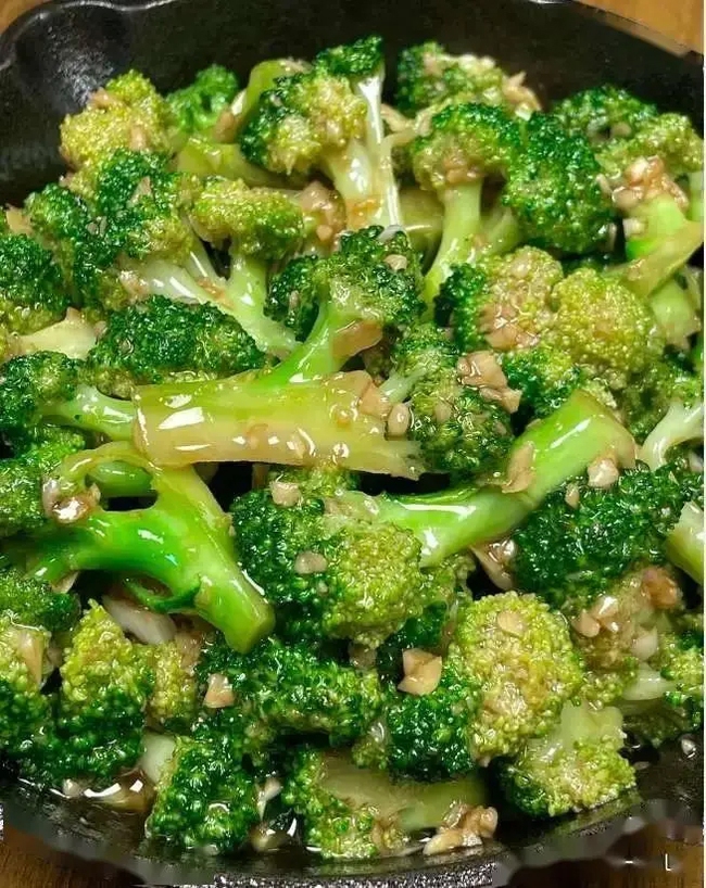 "Chất chống oxy hóa tự nhiên" nằm trong 5 món này: Phụ nữ sau tuổi 35 ăn mỗi tuần để da hồng hào, không còn vẻ già nua - Ảnh 3. "Chất chống oxy hóa tự nhiên" nằm trong 5 món này: Phụ nữ sau tuổi 35 ăn mỗi tuần để da hồng hào, không còn vẻ già nua - Ảnh 3.