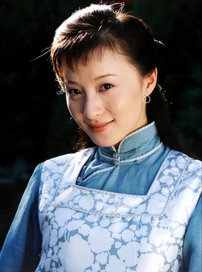 Đừng mài xương hay tiêm botox! 6 mỹ nhân này đang chứng minh cho bạn thấy khuôn mặt vuông sẽ quyến rũ hơn, lại còn trẻ cực lâu! - Ảnh 1. Đừng mài xương hay tiêm botox! 6 mỹ nhân này đang chứng minh cho bạn thấy khuôn mặt vuông sẽ quyến rũ hơn, lại còn trẻ cực lâu! - Ảnh 1.