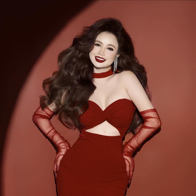 Nữ diễn viên Việt nhiều chồng nhất nhì Việt Nam: Nói 1 câu về chuyện dạy con về ly hôn đúng không cãi được! - Ảnh 1. Nữ diễn viên Việt nhiều chồng nhất nhì Việt Nam: Nói 1 câu về chuyện dạy con về ly hôn đúng không cãi được! - Ảnh 1.