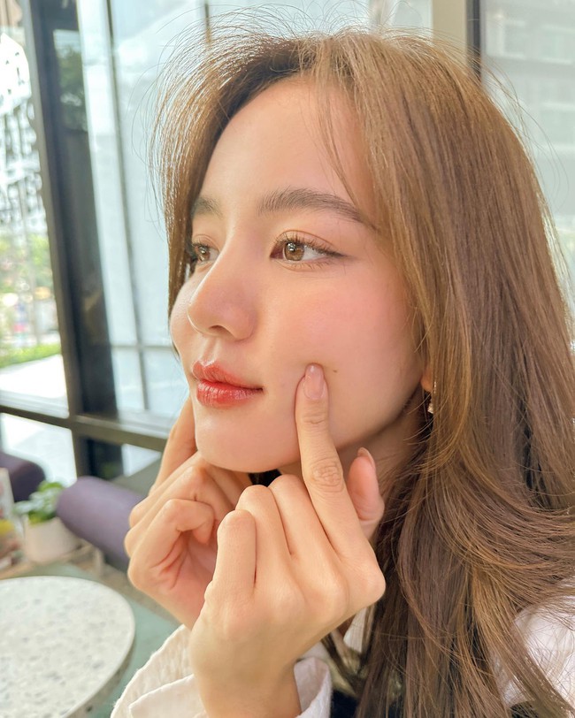 Một bước "chống già" được bác sĩ da liễu Hàn Quốc chấm 10/10, còn hiệu nghiệm hơn cả retinol, nhưng nhiều người lại lơ là - Ảnh 5. Một bước "chống già" được bác sĩ da liễu Hàn Quốc chấm 10/10, còn hiệu nghiệm hơn cả retinol, nhưng nhiều người lại lơ là - Ảnh 5.