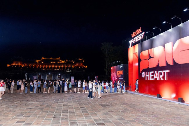 Y-Fest Huế cuốn hút giới trẻ, tự hào giá trị truyền thống - Ảnh 2. Y-Fest Huế cuốn hút giới trẻ, tự hào giá trị truyền thống - Ảnh 2.