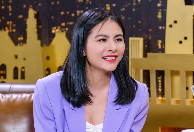 1 sao Việt dằn vặt, thấy tim vỡ vụn vì mọi thứ không như mong muốn, xem lý do mà cảm thông: Ai làm mẹ mới hiểu - Ảnh 1.  1 sao Việt dằn vặt, thấy tim vỡ vụn vì mọi thứ không như mong muốn, xem lý do mà cảm thông: Ai làm mẹ mới hiểu - Ảnh 1.