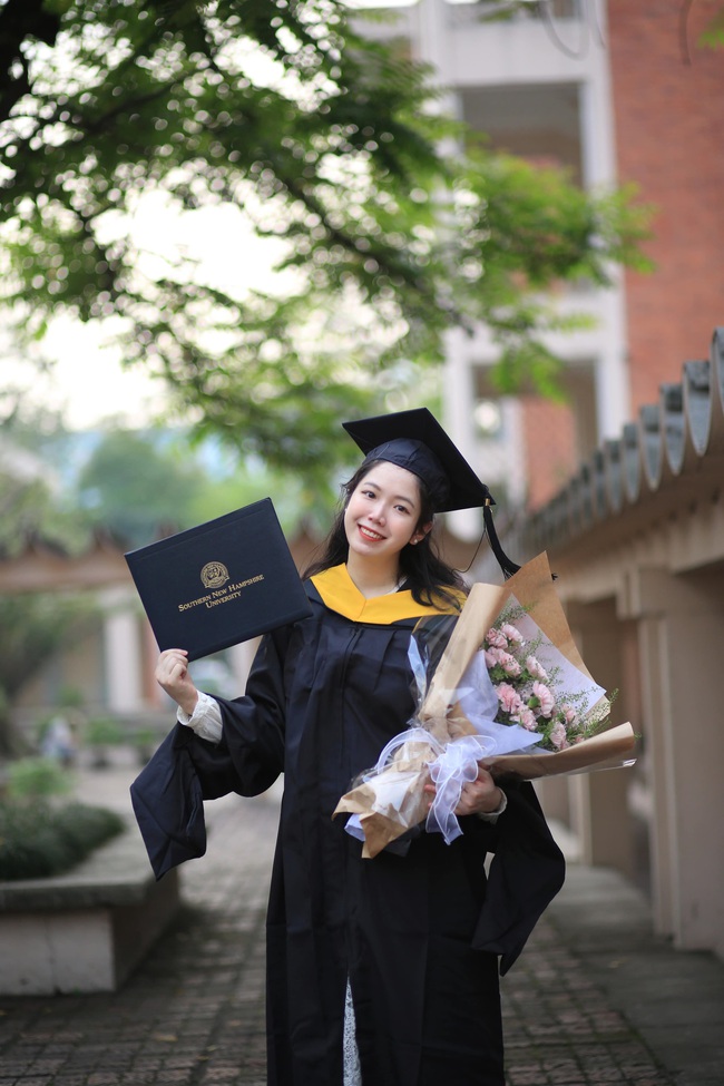 Nhiều thí sinh khóc ròng vì &quot;ác mộng IELTS 3 bao đỏ&quot;, cô giáo luyện thi chia sẻ: Nắm kỹ 2 điều này thì bao gì cũng không thành vấn đề! - Ảnh 1.