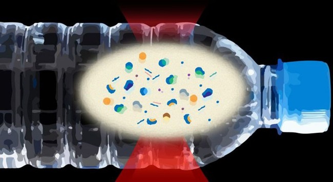 Cảnh báo một loại nước chứa hạt vi nhựa, nam giới uống nhiều có thể gây hại cho sức khỏe sinh sản - Ảnh 5.