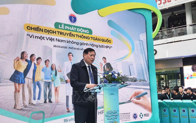"Vì một Việt Nam không gánh nặng bởi HPV": Chiến dịch nâng cao nhận thức, phòng ngừa các bệnh lý và ung thư do virus HPV - Ảnh 1. "Vì một Việt Nam không gánh nặng bởi HPV": Chiến dịch nâng cao nhận thức, phòng ngừa các bệnh lý và ung thư do virus HPV - Ảnh 1.