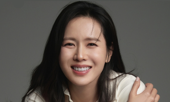 son-ye-jin-2-1741060391700349626696.jpg