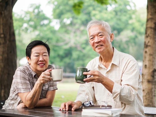 Sau khi nghỉ hưu, nhiều người lớn tuổi không quen ở không: 3 công việc này có thể giúp họ vừa bận rộn, vừa có thu nhập ổn định - Ảnh 1. Sau khi nghỉ hưu, nhiều người lớn tuổi không quen ở không: 3 công việc này có thể giúp họ vừa bận rộn, vừa có thu nhập ổn định - Ảnh 1.