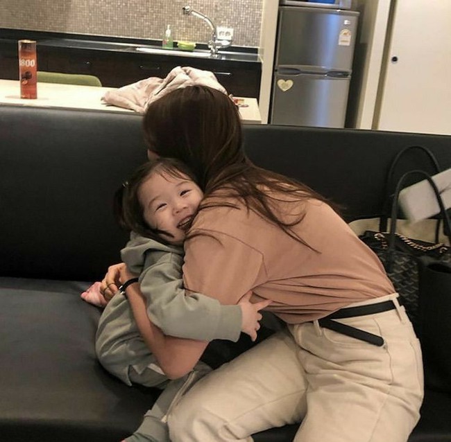 Mẹ bận rộn đến đâu cũng đừng quên 3 việc này: Con không nói ra nhưng luôn mong chờ mỗi ngày - Ảnh 2. Mẹ bận rộn đến đâu cũng đừng quên 3 việc này: Con không nói ra nhưng luôn mong chờ mỗi ngày - Ảnh 2.