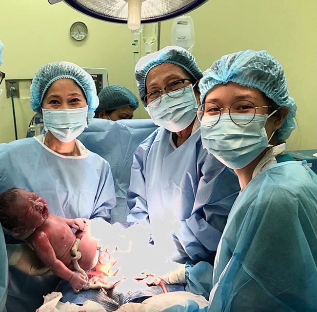GS.BS Nguyễn Thị Ngọc Phượng: Người phụ nữ từ chối hai lần sang Pháp để ở lại Việt Nam tìm ra điều &quot;bí ẩn&quot; chấn động thế giới - Ảnh 8.