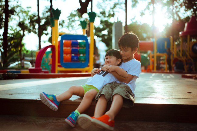 Chuyên gia trị liệu chia sẻ: 6 điều khiến trẻ lo lắng nhất nhưng cha mẹ thường không nhận ra - Ảnh 1. - Ảnh 2. Chuyên gia trị liệu chia sẻ: 6 điều khiến trẻ lo lắng nhất nhưng cha mẹ thường không nhận ra - Ảnh 1. - Ảnh 2.