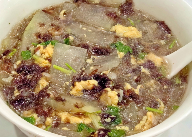 Sau Lập hạ, phải “nuôi xương”! Bỏ ngay khoai tây, bắp cải, ăn 4 món này để "chân cứng đá mềm", người khỏe rạo rực - Ảnh 4. Sau Lập hạ, phải “nuôi xương”! Bỏ ngay khoai tây, bắp cải, ăn 4 món này để "chân cứng đá mềm", người khỏe rạo rực - Ảnh 4.