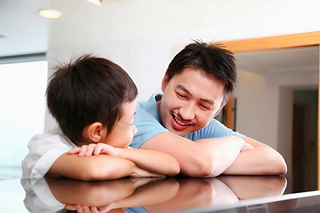 3 dấu hiệu dự báo con cái lớn lên không thân thiết với bố - Ảnh 1. 3 dấu hiệu dự báo con cái lớn lên không thân thiết với bố - Ảnh 1.