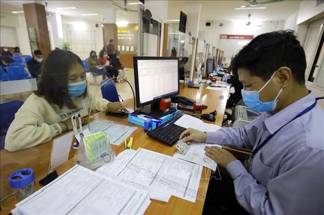 Tôi thất nghiệp nhưng hàng tháng vẫn có một khoản tiền từ bảo hiểm nên cũng đỡ "nỗi lo cơm áo", ghi nhớ 3 điều kiện để được nhận đủ - Ảnh 3. Tôi thất nghiệp nhưng hàng tháng vẫn có một khoản tiền từ bảo hiểm nên cũng đỡ "nỗi lo cơm áo", ghi nhớ 3 điều kiện để được nhận đủ - Ảnh 3.