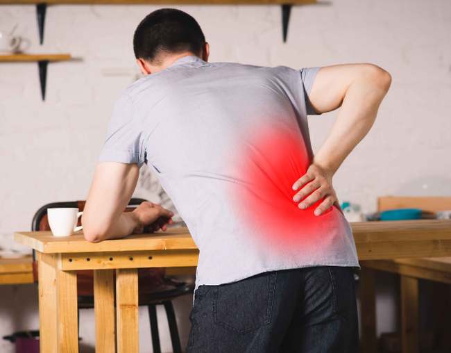 Người đàn ông 27 tuổi bị loãng xương nghiêm trọng như cụ già 70, tất cả là do 4 thói quen xấu: Nhiều người trẻ thường xuyên làm 2 điều - Ảnh 3.