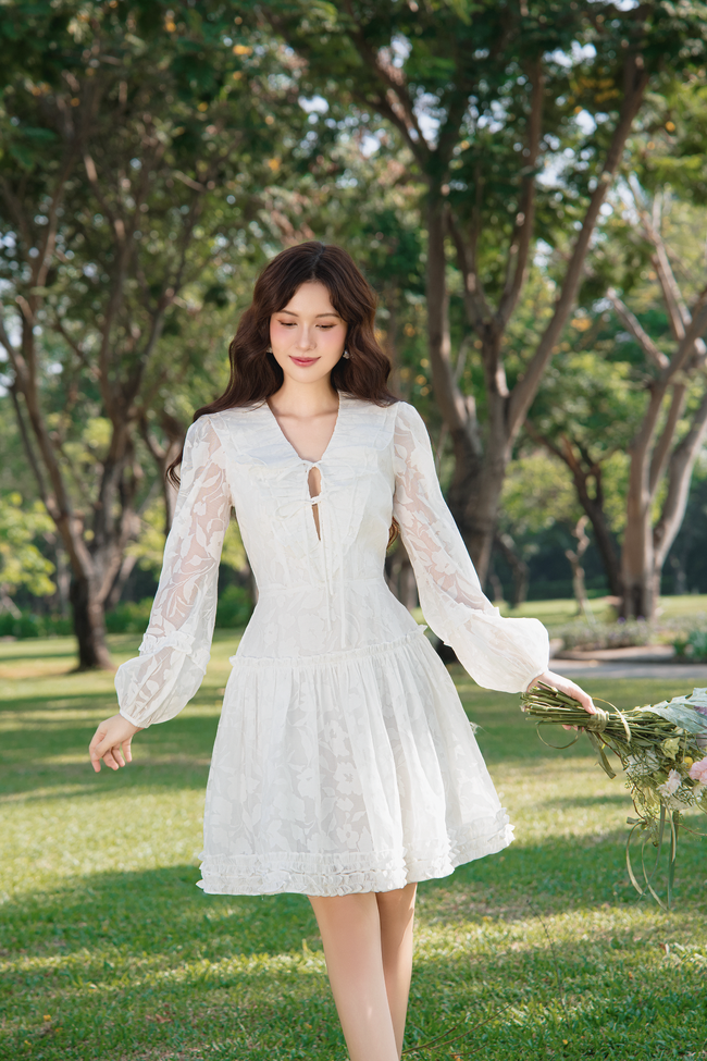 váy trắng xinh như Ý Nhi - Ảnh 12. váy trắng xinh như Ý Nhi - Ảnh 12.