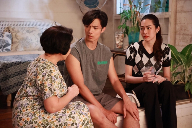 Nghe tin mẹ vợ cấp cứu, tôi hớt hải về nhà thì thấy bà đang ngồi ăn cơm và ngây người khi nhìn vào mâm cơm - Ảnh 1. Nghe tin mẹ vợ cấp cứu, tôi hớt hải về nhà thì thấy bà đang ngồi ăn cơm và ngây người khi nhìn vào mâm cơm - Ảnh 1.