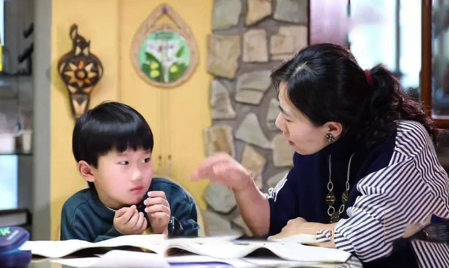 Không phải so sánh với con nhà người ta, đây mới là câu cha mẹ thời nay rất hay nói, khiến con ức chế: Sửa đổi trước khi quá muộn! - Ảnh 1. Không phải so sánh với con nhà người ta, đây mới là câu cha mẹ thời nay rất hay nói, khiến con ức chế: Sửa đổi trước khi quá muộn! - Ảnh 1.