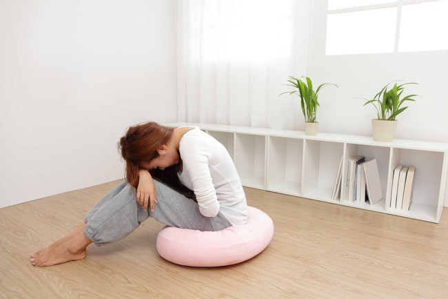 Coi thường kinh nguyệt không đều ở giai đoạn tiền mãn kinh, người phụ nữ bị lạc nội mạc tử cung nghiêm trọng - Ảnh 3. Coi thường kinh nguyệt không đều ở giai đoạn tiền mãn kinh, người phụ nữ bị lạc nội mạc tử cung nghiêm trọng - Ảnh 3.