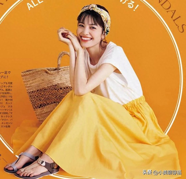 Màu vàng đang "chiếm sóng" mùa hè: Diện đi du lịch là lên hình đẹp khỏi chỉnh! - Ảnh 1. Màu vàng đang "chiếm sóng" mùa hè: Diện đi du lịch là lên hình đẹp khỏi chỉnh! - Ảnh 1.