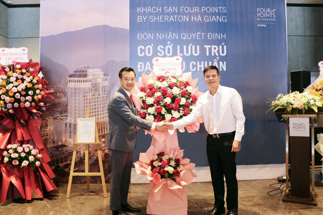 Hà Giang có khách sạn 5 sao đầu tiên được trao chứng nhận - Ảnh 3. Hà Giang có khách sạn 5 sao đầu tiên được trao chứng nhận - Ảnh 3.