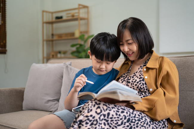 Chi tiết lộ trình dạy tiếng Anh cho con từ 3-6 tuổi cực tiết kiệm của 1 bà mẹ Hà Nội: Thành quả ngọt ngào - Ảnh 1.