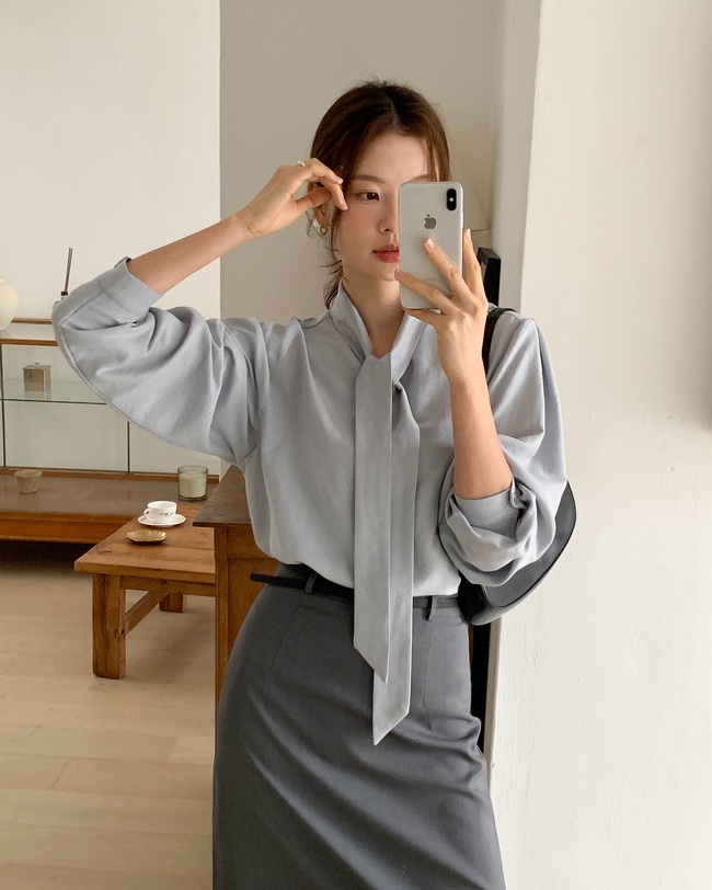 10 bộ cánh tối giản vẫn giúp chị em trở thành hình mẫu mặc đẹp nơi công sở - Ảnh 1. 10 bộ cánh tối giản vẫn giúp chị em trở thành hình mẫu mặc đẹp nơi công sở - Ảnh 1.