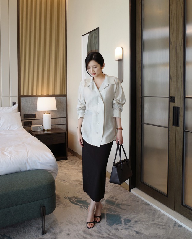 10 bộ cánh tối giản vẫn giúp chị em trở thành hình mẫu mặc đẹp nơi công sở - Ảnh 7. 10 bộ cánh tối giản vẫn giúp chị em trở thành hình mẫu mặc đẹp nơi công sở - Ảnh 7.