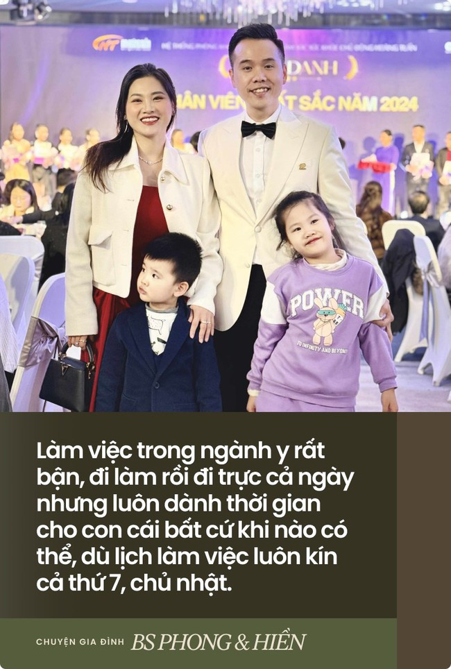 Gặp mặt gia đình cặp đôi bác sĩ đáng yêu trên MXH : "Tuổi thơ của các con ngắn lắm, sợ sau lớn hơn rồi lại không thích đi chơi với bố mẹ nữa" - Ảnh 5. Gặp mặt gia đình cặp đôi bác sĩ đáng yêu trên MXH : "Tuổi thơ của các con ngắn lắm, sợ sau lớn hơn rồi lại không thích đi chơi với bố mẹ nữa" - Ảnh 5.