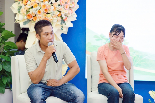 Hy vọng làm cha từ vài tinh trùng sót lại: Câu chuyện xúc động của những người đàn ông bị chẩn đoán vô tinh - Ảnh 1.