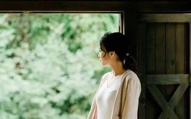 Hầu hết phụ nữ dễ mắc bệnh nghiêm trọng đều có 4 thói quen này. Tôi hy vọng bạn không có bất kỳ thói quen nào trong số đó! - Ảnh 1. Hầu hết phụ nữ dễ mắc bệnh nghiêm trọng đều có 4 thói quen này. Tôi hy vọng bạn không có bất kỳ thói quen nào trong số đó! - Ảnh 1.