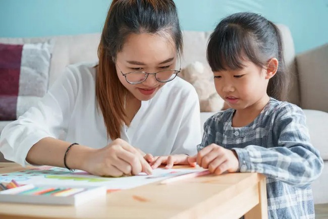 Bà mẹ TP.HCM chia sẻ chuyện chọn trường, bị phụ huynh chê ham TIỆN và RẺ làm "hại" con: Liệu có phiến diện? - Ảnh 1. Bà mẹ TP.HCM chia sẻ chuyện chọn trường, bị phụ huynh chê ham TIỆN và RẺ làm "hại" con: Liệu có phiến diện? - Ảnh 1.