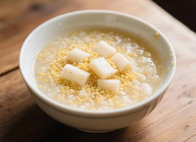 Mùa hè muốn khỏe bụng, ăn ngon miệng: Đừng chỉ ăn cháo kê, đây mới là 3 &quot;cao thủ&quot; nuôi dưỡng dạ dày đúng chuẩn! - Ảnh 1.