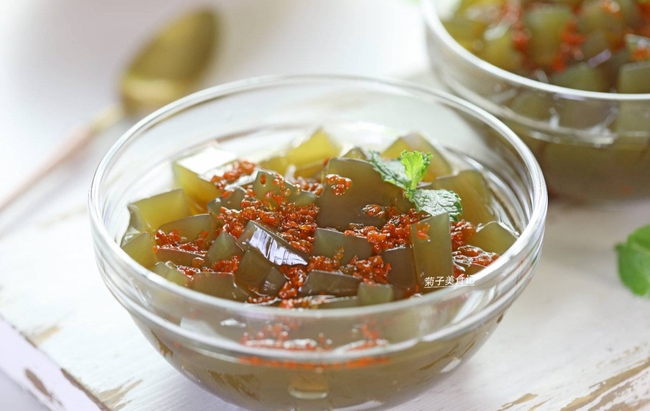 Cuối hè ăn gì mát nhất? Thử ngay thạch bạc hà thơm lừng, mềm mịn, siêu bắt vị! - Ảnh 5. Cuối hè ăn gì mát nhất? Thử ngay thạch bạc hà thơm lừng, mềm mịn, siêu bắt vị! - Ảnh 5.