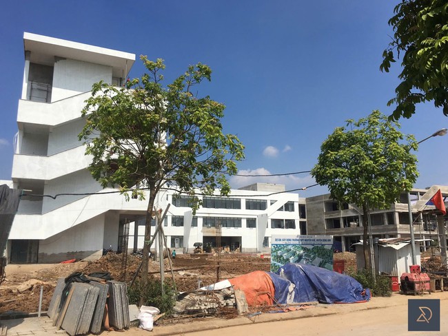 Cận cảnh 1 trong 2 trường THPT mới ở Hà Nội, sẽ thông báo tuyển sinh trong vài ngày tới: Diện tích hơn 25.000m2, được đầu tư hơn 200 tỷ - Ảnh 4.