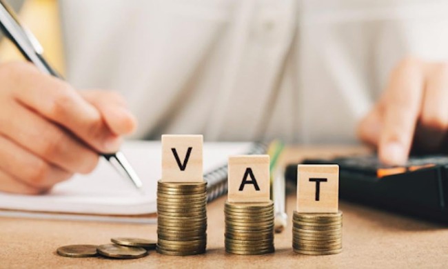 Từ 1/7/2025: Thêm nhiều hàng hóa, dịch vụ được miễn thuế VAT - Người dân hưởng lợi gì? - Ảnh 1.