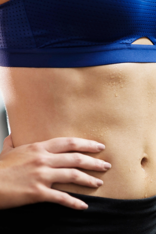 Chuyên gia công nhận 5 động tác Pilates này giúp giảm mỡ bụng hiệu quả, nhắm trúng cơ ngang bụng – thủ phạm khiến bụng dưới nhô ra - Ảnh 1. Chuyên gia công nhận 5 động tác Pilates này giúp giảm mỡ bụng hiệu quả, nhắm trúng cơ ngang bụng – thủ phạm khiến bụng dưới nhô ra - Ảnh 1.