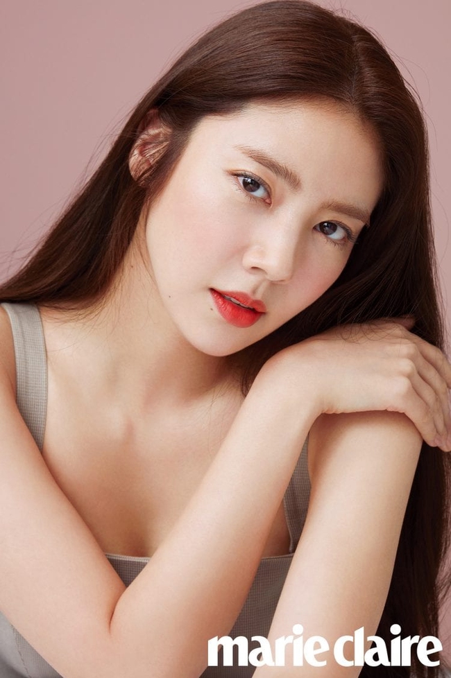 Biểu tượng sexy Kbiz giảm đứt 10kg chỉ 1 tháng sau sinh: Không ăn kiêng, thậm chí ăn rất nhiều 1 món - Ảnh 5. Biểu tượng sexy Kbiz giảm đứt 10kg chỉ 1 tháng sau sinh: Không ăn kiêng, thậm chí ăn rất nhiều 1 món - Ảnh 5.
