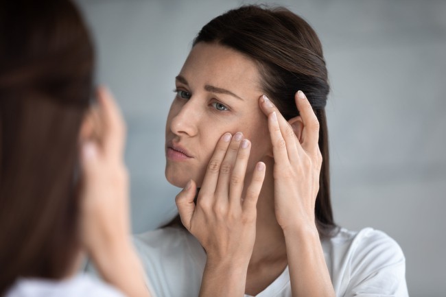 11 sai lầm khiến collagen bị phá hủy, nhan sắc già đi thấy rõ nhất là với phụ nữ sau tuổi 30 - Ảnh 3. 11 sai lầm khiến collagen bị phá hủy, nhan sắc già đi thấy rõ nhất là với phụ nữ sau tuổi 30 - Ảnh 3.
