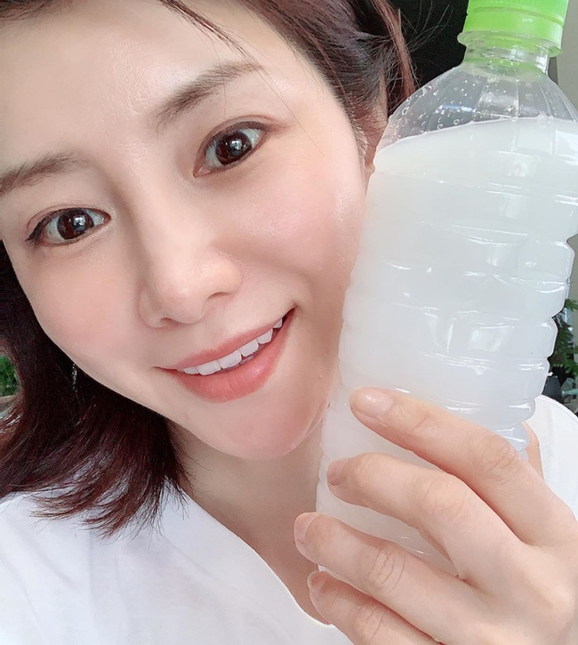 Bất ngờ với cách chống già của phụ nữ Nhật - Ảnh 3. Bất ngờ với cách chống già của phụ nữ Nhật - Ảnh 3.