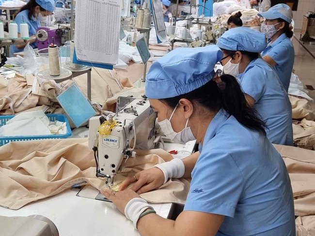 Từ 1/7: Đóng BHXH bắt buộc có gì mới, ai cần đặc biệt lưu ý? - Ảnh 3. Từ 1/7: Đóng BHXH bắt buộc có gì mới, ai cần đặc biệt lưu ý? - Ảnh 3.