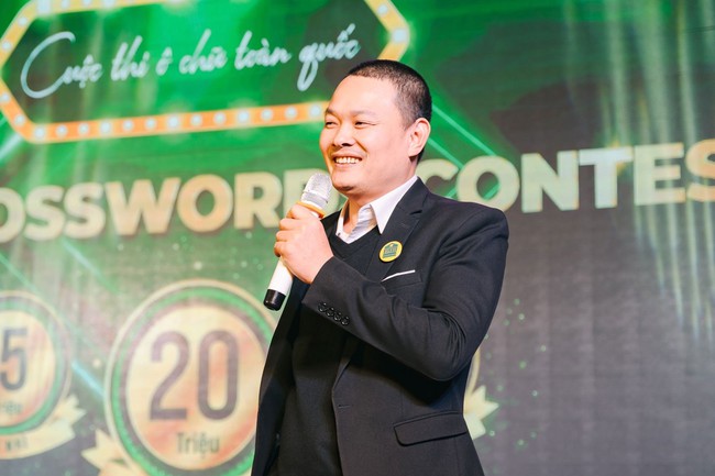 1 THAY ĐỔI khiến phụ huynh cả nước vừa hân hoan vừa lo lắng, thầy giáo nói: &quot;Thành&quot; hay &quot;bại&quot; quan trọng là ở NHÂN VẬT này! - Ảnh 1.