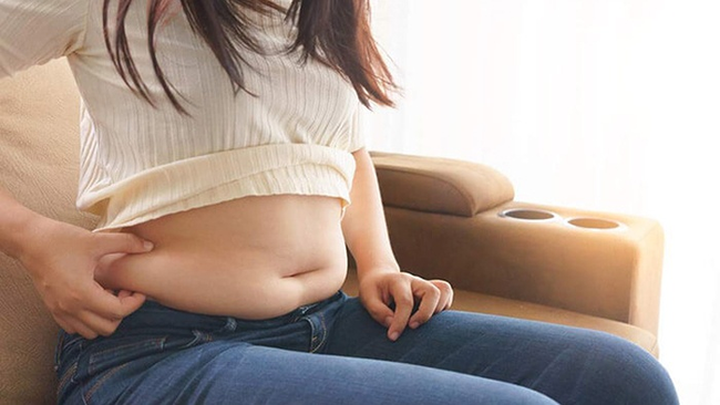 Đến 80% dân văn phòng đều gặp vấn đề với 3 kiểu bụng mỡ này, và đây chính là cách giảm mỡ hiệu quả dành cho các chị em - Ảnh 2.