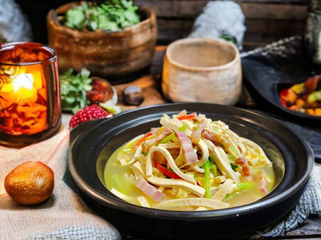 Tôi rất thích nấu canh đậu phụ theo cách này: Mềm thanh, tươi ngon và hấp dẫn, vừa dọn ra là ăn hết ngay - Ảnh 6. Tôi rất thích nấu canh đậu phụ theo cách này: Mềm thanh, tươi ngon và hấp dẫn, vừa dọn ra là ăn hết ngay - Ảnh 6.
