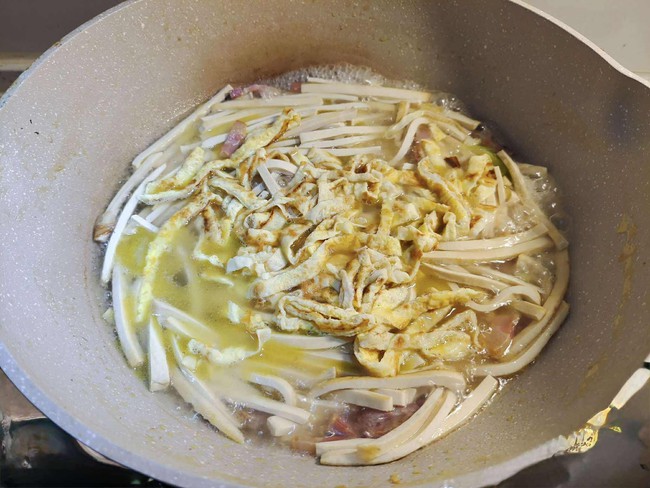 Tôi rất thích nấu canh đậu phụ theo cách này: Mềm thanh, tươi ngon và hấp dẫn, vừa dọn ra là ăn hết ngay - Ảnh 4. Tôi rất thích nấu canh đậu phụ theo cách này: Mềm thanh, tươi ngon và hấp dẫn, vừa dọn ra là ăn hết ngay - Ảnh 4.