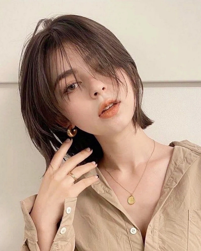 Phụ nữ Nhật Bản ở tuổi 35+ chứng minh: cắt tóc ngắn đúng kiểu, đẹp hơn cả son phấn - Ảnh 8. Phụ nữ Nhật Bản ở tuổi 35+ chứng minh: cắt tóc ngắn đúng kiểu, đẹp hơn cả son phấn - Ảnh 8.