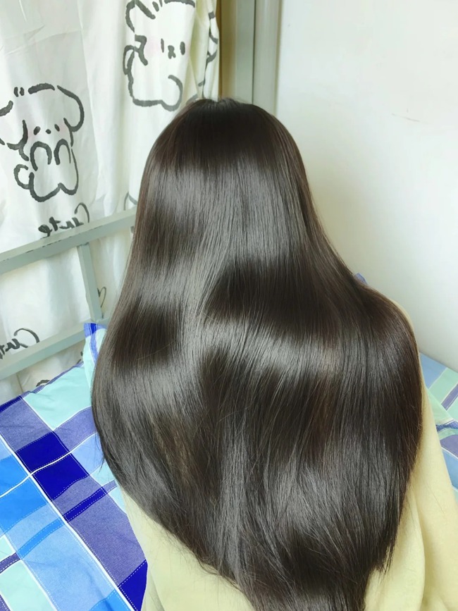 Tôi đã thử gội đầu bằng nước gạo pha đá lạnh, không ngờ tóc chắc khỏe và óng mượt trông thấy - Ảnh 9. Tôi đã thử gội đầu bằng nước gạo pha đá lạnh, không ngờ tóc chắc khỏe và óng mượt trông thấy - Ảnh 9.